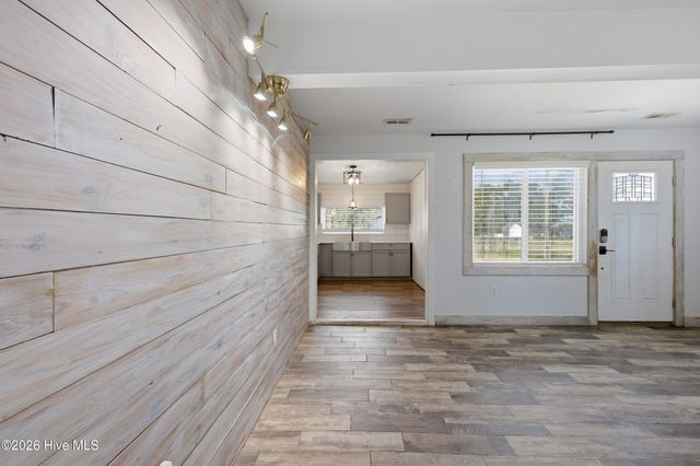 1748 Soundneck Road, Elizabeth City, NC 27909