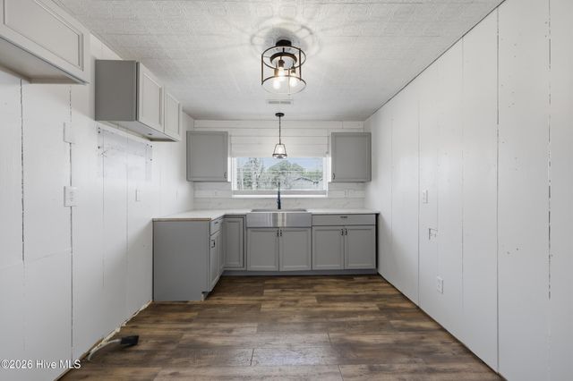 1748 Soundneck Road, Elizabeth City, NC 27909