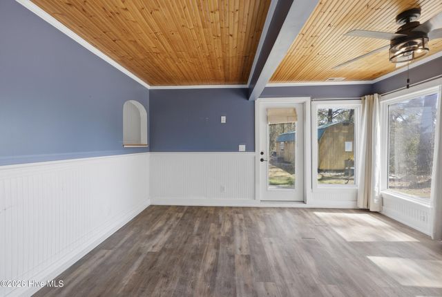 1748 Soundneck Road, Elizabeth City, NC 27909