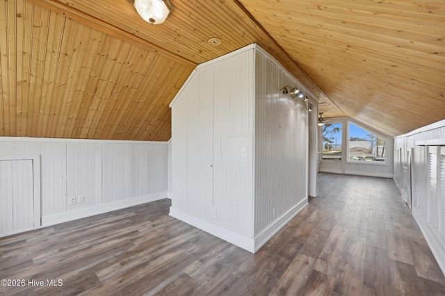 1748 Soundneck Road, Elizabeth City, NC 27909