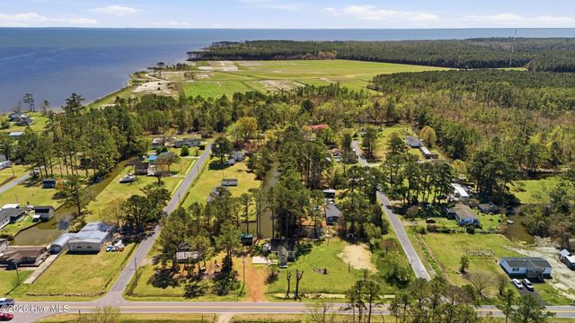 1748 Soundneck Road, Elizabeth City, NC 27909