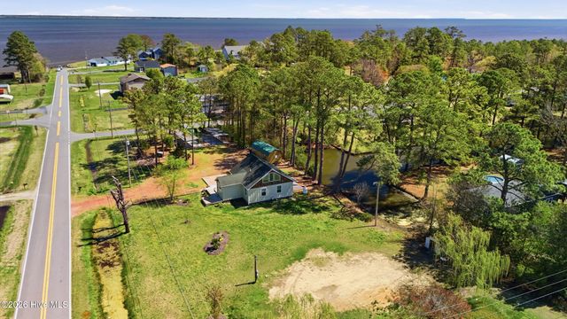 1748 Soundneck Road, Elizabeth City, NC 27909