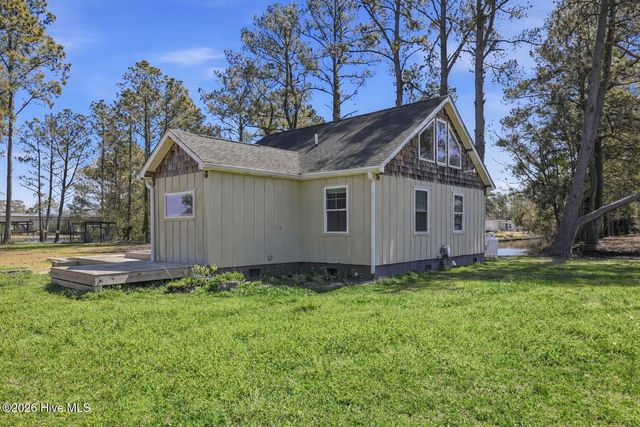 1748 Soundneck Road, Elizabeth City, NC 27909