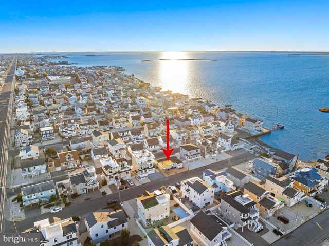 20 W 87TH ST, Long Beach Township, NJ 08008