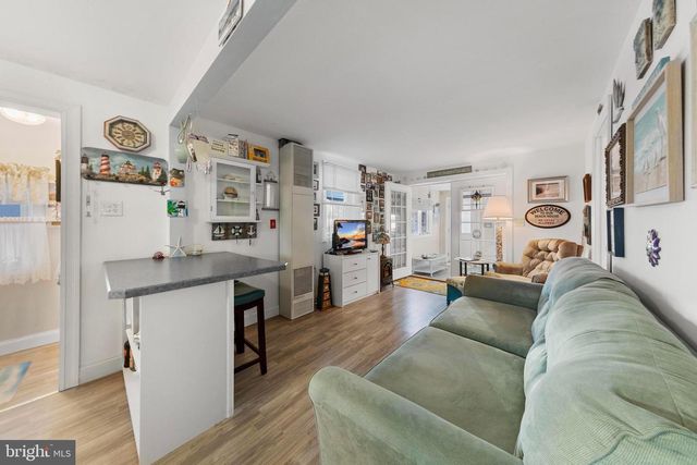 20 W 87TH ST, Long Beach Township, NJ 08008