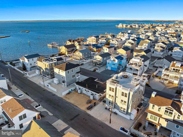 20 W 87TH ST, Long Beach Township, NJ 08008