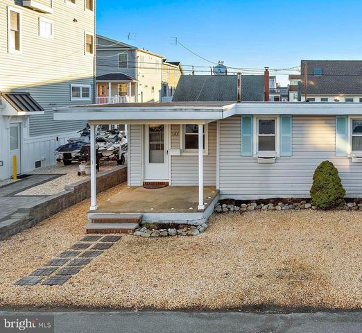 20 W 87TH ST, Long Beach Township, NJ 08008