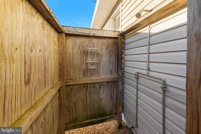 20 W 87TH ST, Long Beach Township, NJ 08008