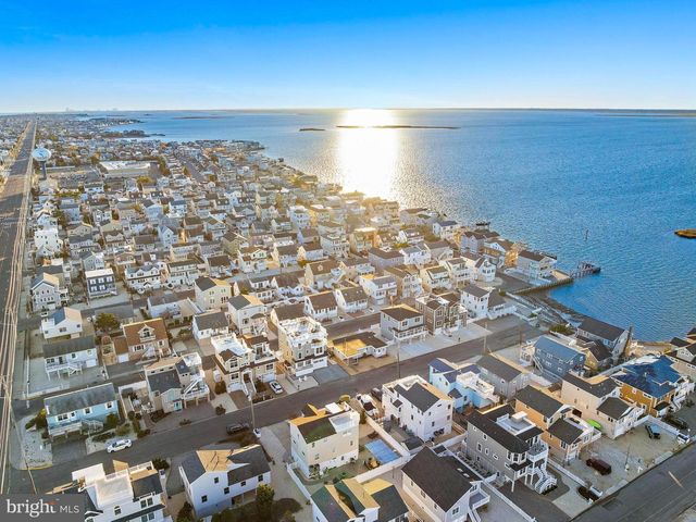 20 W 87TH ST, Long Beach Township, NJ 08008