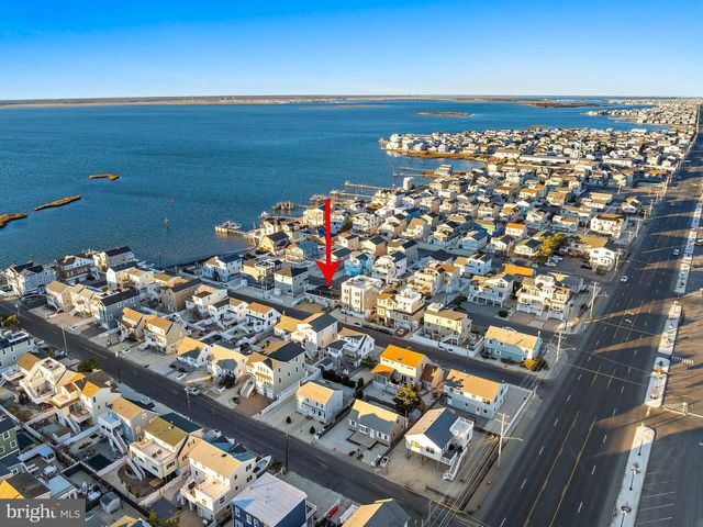 20 W 87TH ST, Long Beach Township, NJ 08008