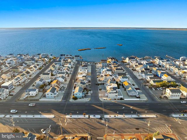 20 W 87TH ST, Long Beach Township, NJ 08008