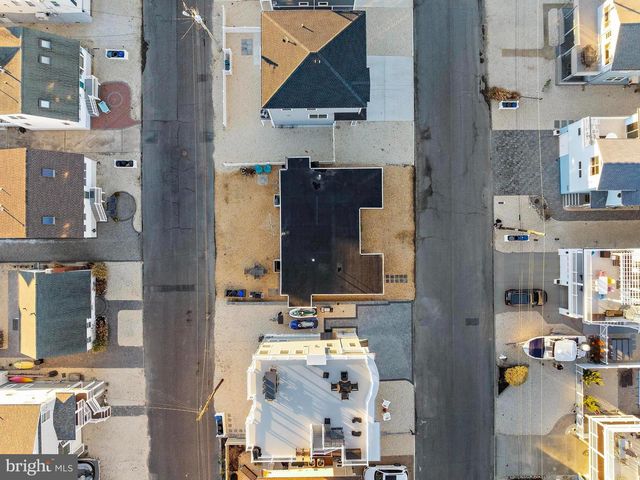 20 W 87TH ST, Long Beach Township, NJ 08008