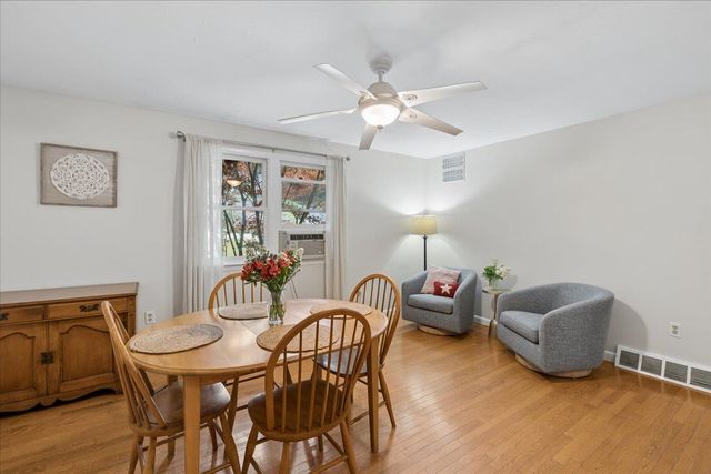21 Nathaniel Drive, Amherst, NH 03031