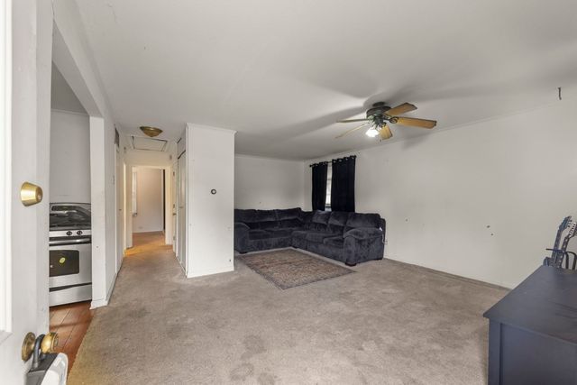 1914 Innercircle Drive, Crest Hill, IL 60403