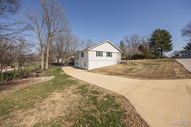 1011 Belleville Street, Lebanon, IL 62254
