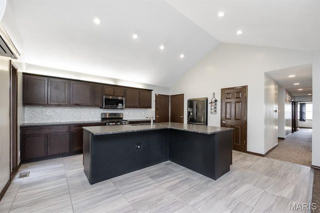 1011 Belleville Street, Lebanon, IL 62254