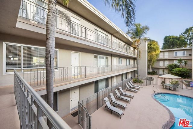 2002 4th Street 211, Santa Monica, CA 90405