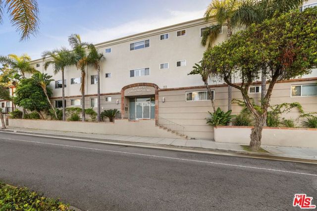 2002 4th Street 211, Santa Monica, CA 90405