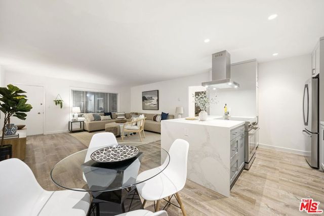 2002 4th Street 211, Santa Monica, CA 90405