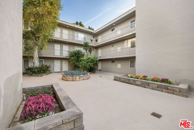 2002 4th Street 211, Santa Monica, CA 90405