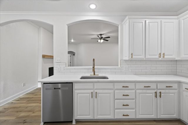 313 Nutmeg, Burleson, TX 76028