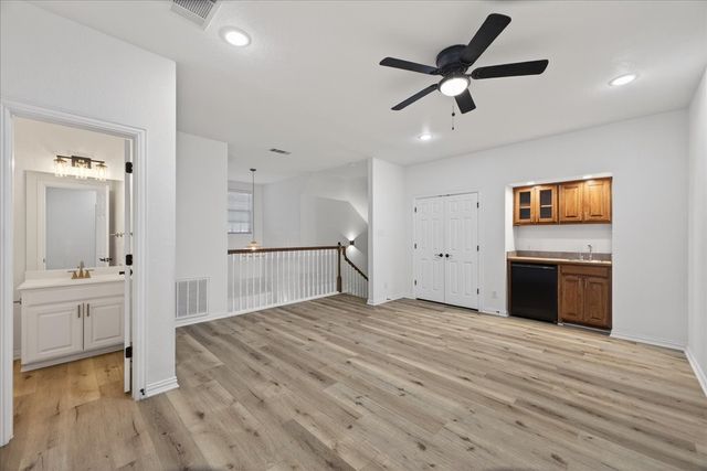 313 Nutmeg, Burleson, TX 76028