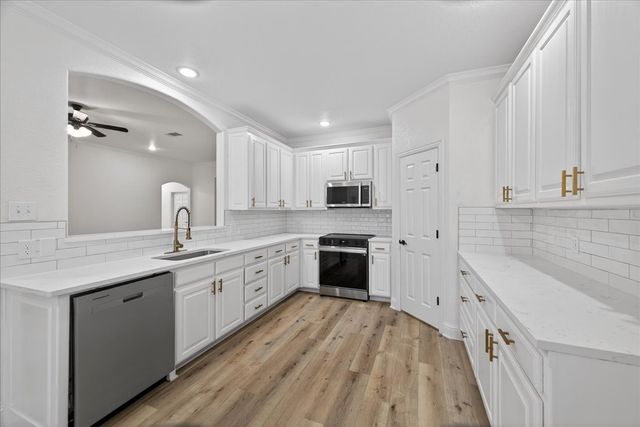 313 Nutmeg, Burleson, TX 76028