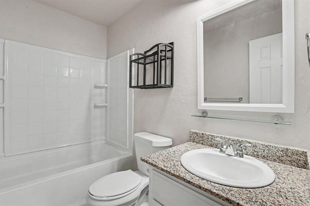 2520 NW 182nd Street, Edmond, OK 73012