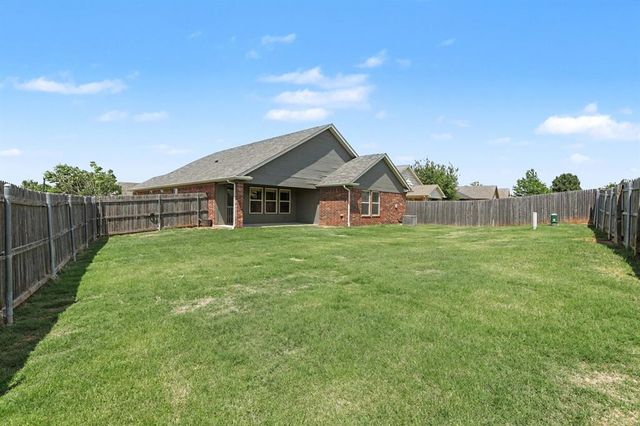 2520 NW 182nd Street, Edmond, OK 73012