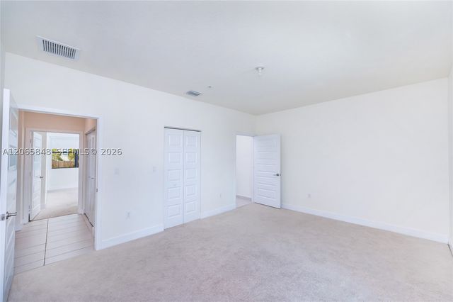 10461 NW 82nd St 10, Doral, FL 33178