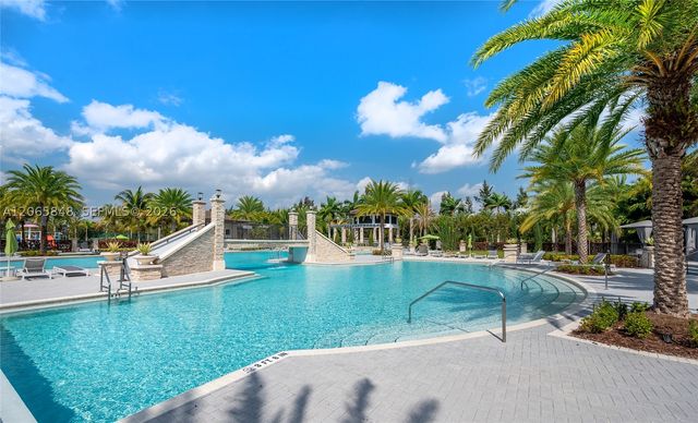 10461 NW 82nd St 10, Doral, FL 33178
