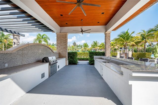 10461 NW 82nd St 10, Doral, FL 33178