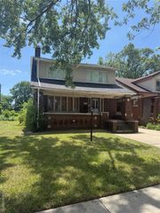 10974 Wilshire Drive, Detroit, MI 48213