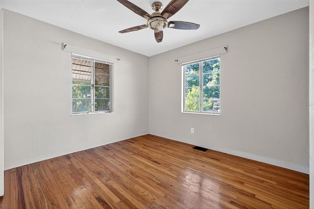 2122 6TH AVENUE N, St Petersburg, FL 33713