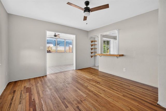 2122 6TH AVENUE N, St Petersburg, FL 33713