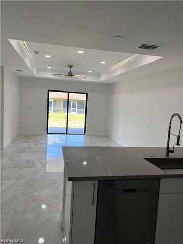 4852 30th ST SW, Lehigh Acres, FL 33973