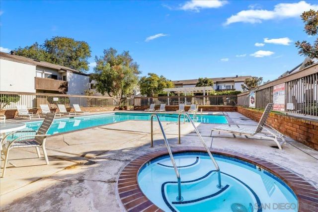 1389 Caminito Gabaldon A, San Diego, CA 92108