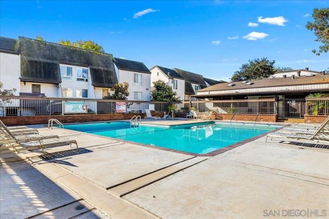 1389 Caminito Gabaldon A, San Diego, CA 92108