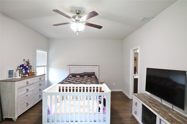 106 Cornell Avenue, Farmersville, TX 75442