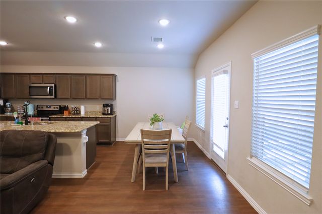 106 Cornell Avenue, Farmersville, TX 75442