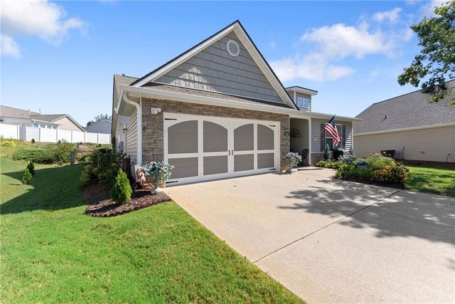 496 Tranquil Drive, Winder, GA 30680