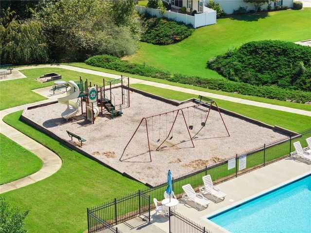496 Tranquil Drive, Winder, GA 30680