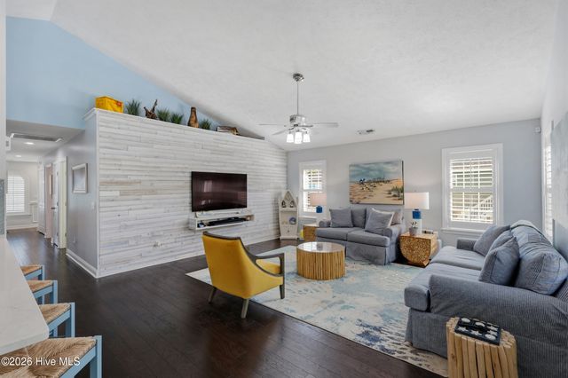 709 Ocracoke Drive, Wilmington, NC 28412