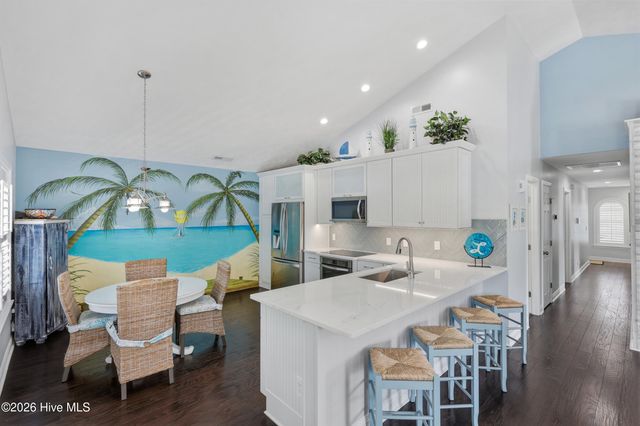 709 Ocracoke Drive, Wilmington, NC 28412