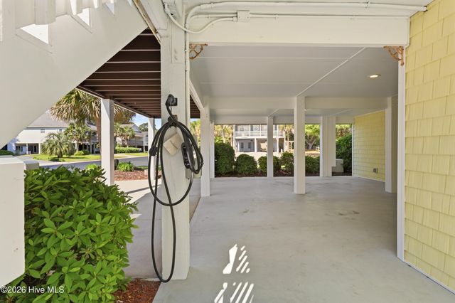 709 Ocracoke Drive, Wilmington, NC 28412