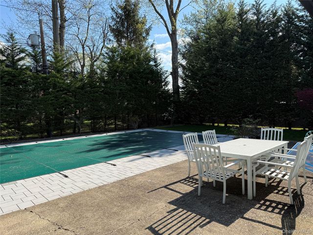 43 Marian Lane, Jericho, NY 11753