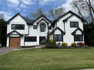 43 Marian Lane, Jericho, NY 11753