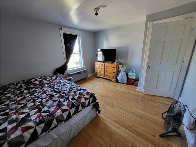 168 3rd Avenue, Woonsocket, RI 02895