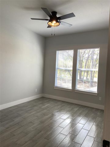 409-411 Cleveland Road, Granbury, TX 76049