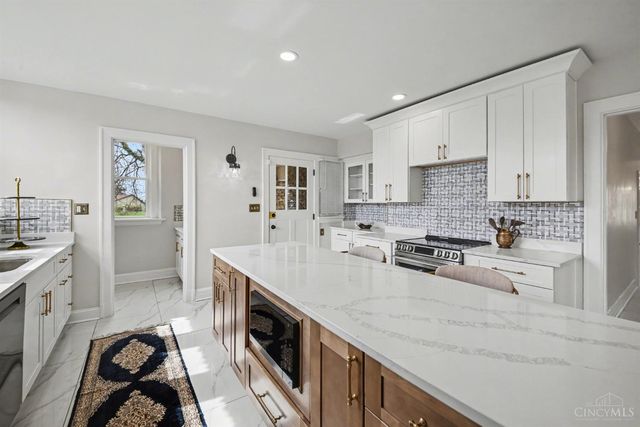 740 N Fred Shuttlesworth Circle, Cincinnati, OH 45229